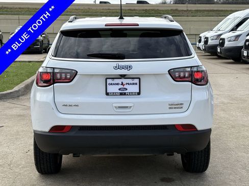 Used 2023 Jeep Compass Latitude image 7