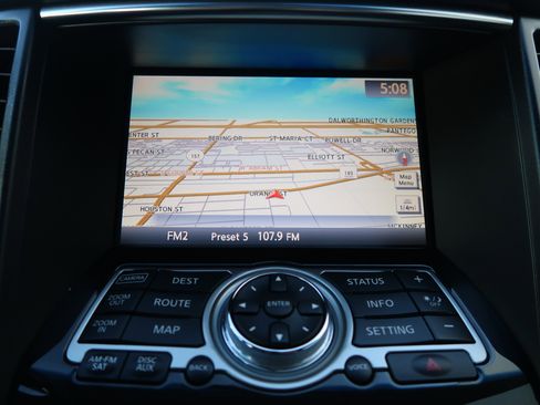 Used 2010 INFINITI FX35 2WD w/ Navigation Pkg image 17