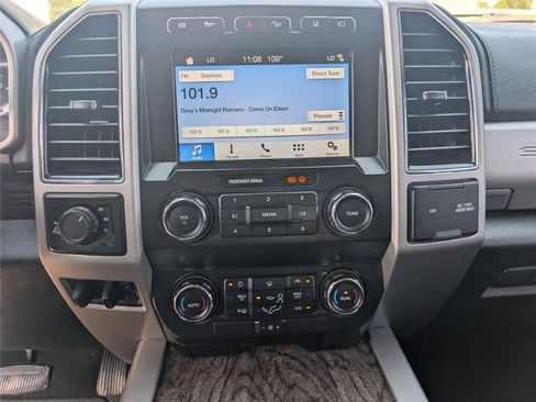 Used 2019 Ford F350 Lariat w/ Tow Technology Bundle AWD/4WD image 21