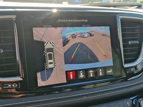 New 2026 Chrysler Pacifica Select image 15