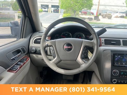 Used 2011 GMC Sierra 2500 SLT w/ SLT Convenience Package AWD/4WD image 18