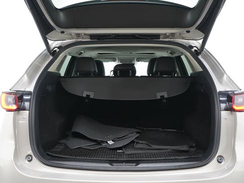 Used 2025 MAZDA CX-5 AWD 2.5 S w/ Preferred Package image 18
