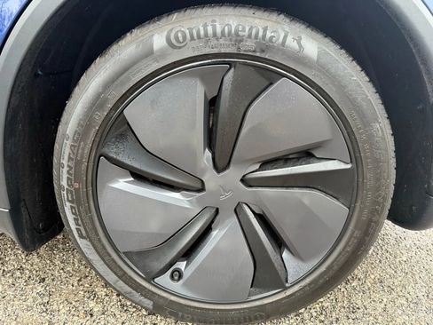 Used 2026 Tesla Model Y Long Range image 18