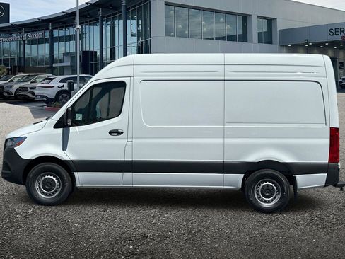 New 2025 Mercedes-Benz Sprinter 2500 image 7