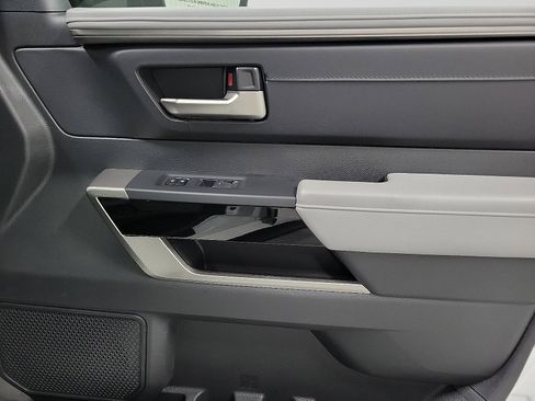 Certified 2025 Toyota Tundra Limited AWD/4WD image 16