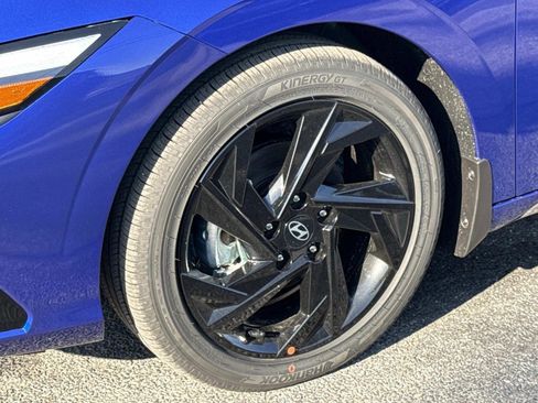 New 2026 Hyundai Elantra SEL Sport Premium image 18