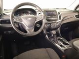 Used 2023 Chevrolet Equinox LT image 2