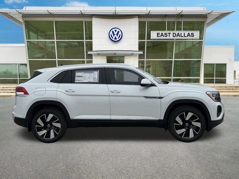 New 2026 Volkswagen Atlas Cross Sport SEL AWD/4WD image 2