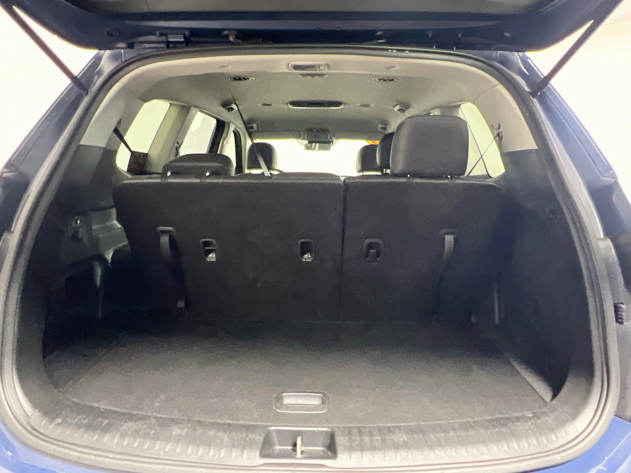 Used 2023 Kia Telluride S AWD/4WD image 33
