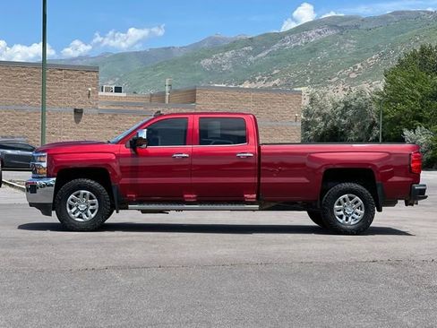 Used 2018 Chevrolet Silverado 2500 LTZ w/ Duramax Plus Package AWD/4WD image 4