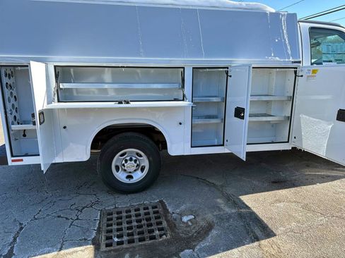 New 2025 Chevrolet Express 3500 3500 Van 139 RWD w/ Power Convenience Package image 6