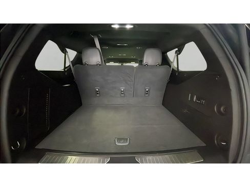 Used 2021 Chevrolet Suburban Premier AWD/4WD image 17