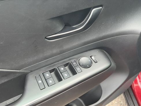 Used 2025 Hyundai Kona SEL FWD image 19