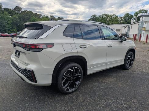 New 2026 Volkswagen Tiguan SEL R-Line AWD/4WD image 4
