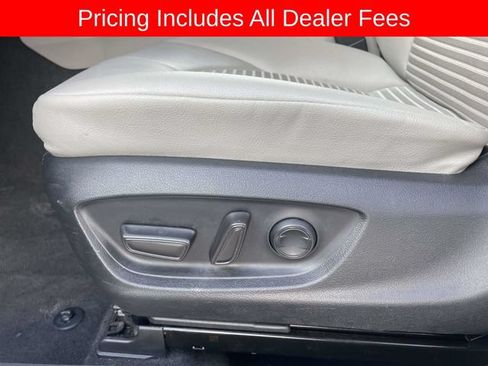 Used 2024 Toyota Camry SE FWD image 21