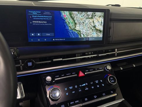 Used 2025 Hyundai Santa Fe Limited AWD/4WD image 21
