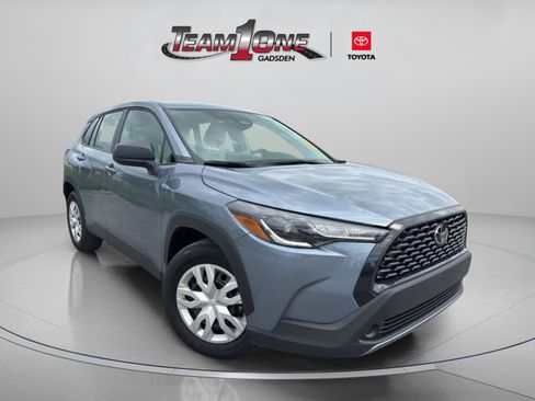 Certified 2025 Toyota Corolla Cross L FWD image 1