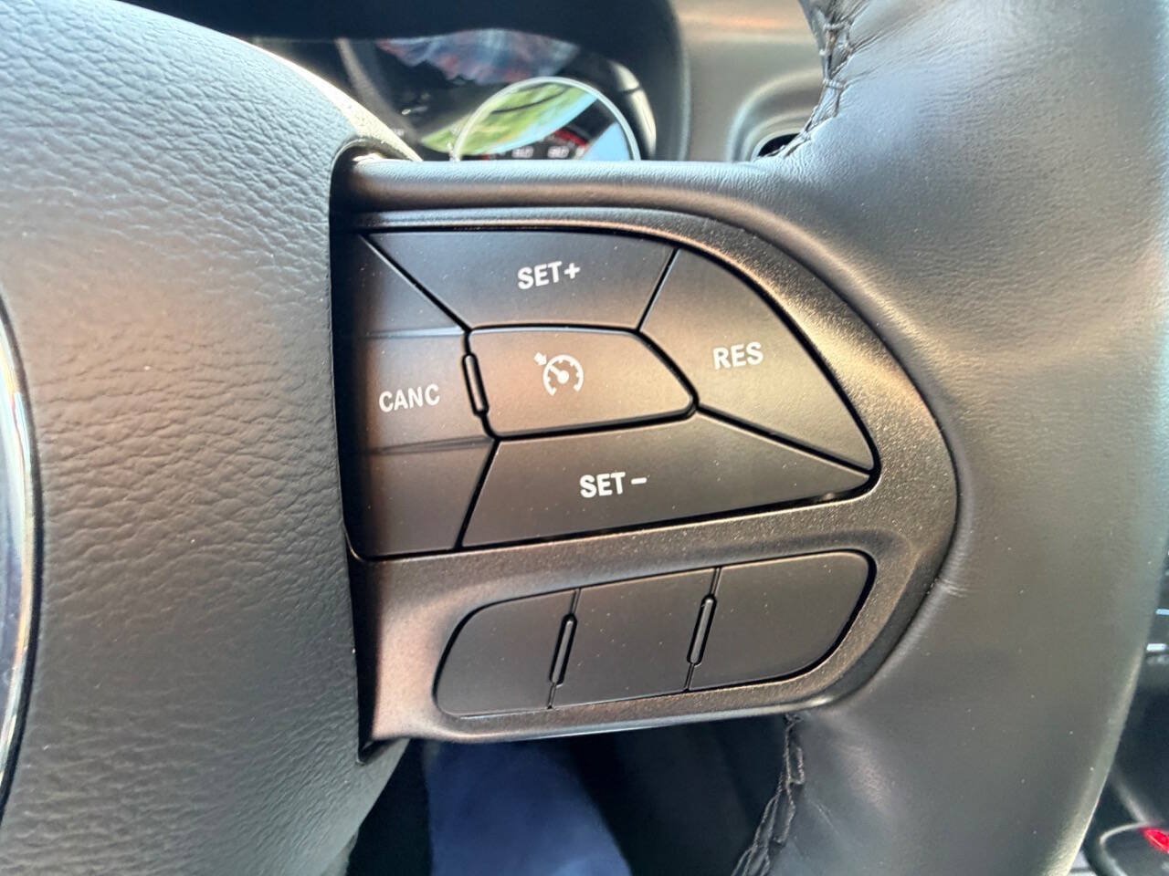 Used 2023 Dodge Charger SXT w/ Cold Weather Package RWD image 10