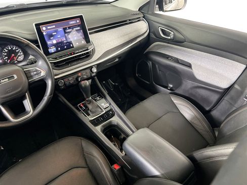 Used 2022 Jeep Compass Latitude w/ Sun and Sound Group AWD/4WD image 22