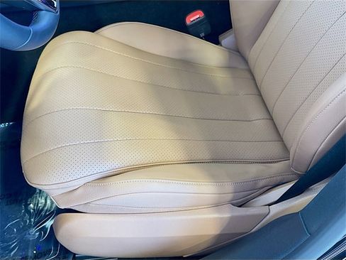 Used 2024 Mercedes-Benz E 350 4MATIC Sedan image 20