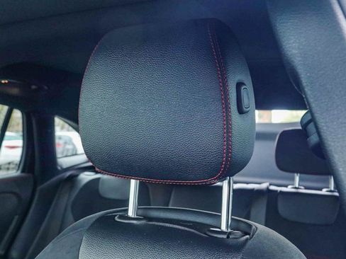 Certified 2025 Mercedes-Benz GLA 250 image 25