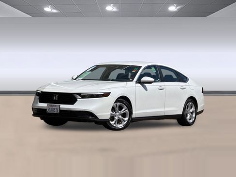 Used 2023 Honda Accord LX image 2