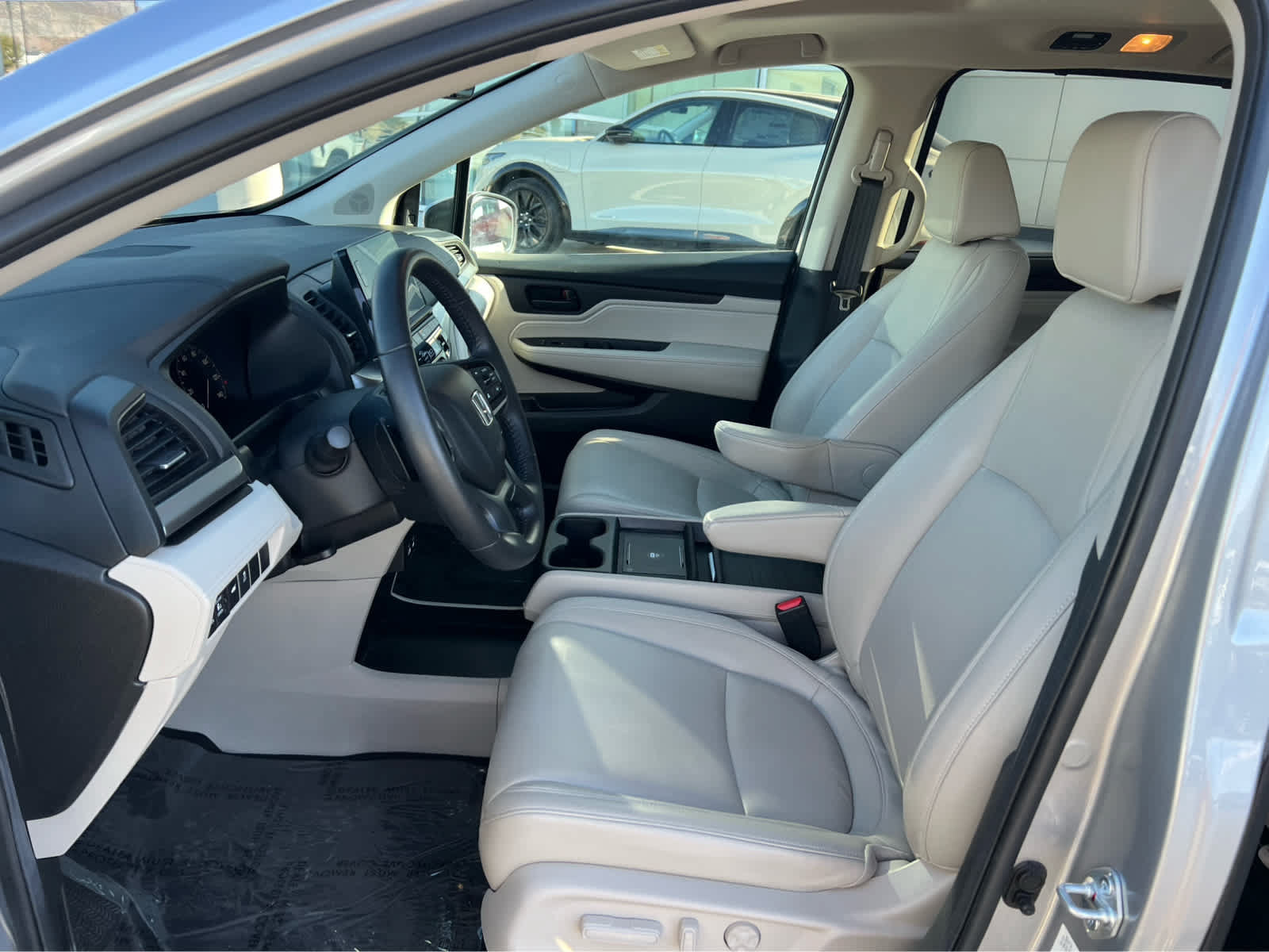 Used 2025 Honda Odyssey EX-L image 27
