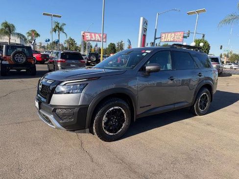 Certified 2025 Nissan Pathfinder Rock Creek AWD/4WD image 3
