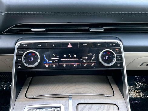 Used 2023 Genesis GV80 3.5T w/ Prestige Package AWD/4WD image 20