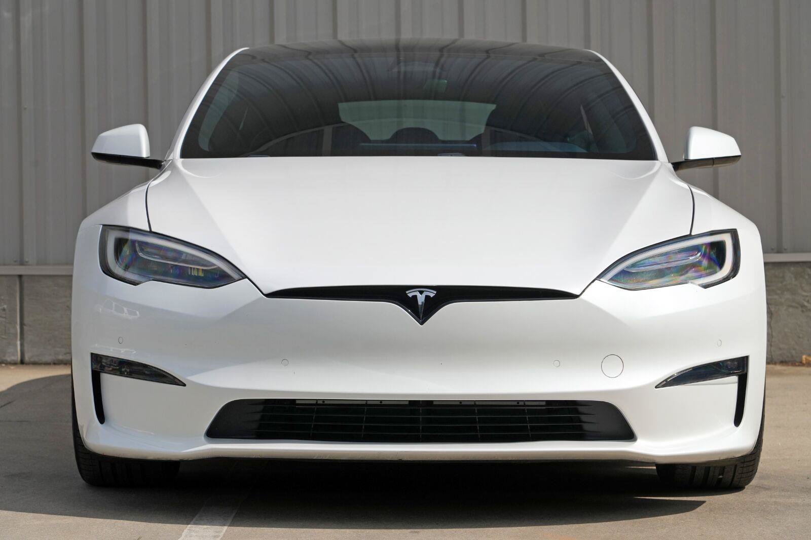 Used 2022 Tesla Model S AWD/4WD image 7