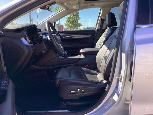 Used 2019 Cadillac XT5 Premium Luxury image 9