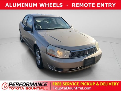 Used 2004 Saturn L-Series L300 image 1