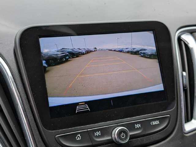 Used 2020 Chevrolet Malibu LT FWD image 27