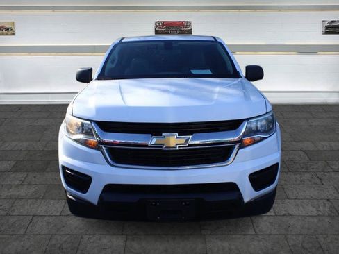 Used 2018 Chevrolet Colorado W/T RWD image 2
