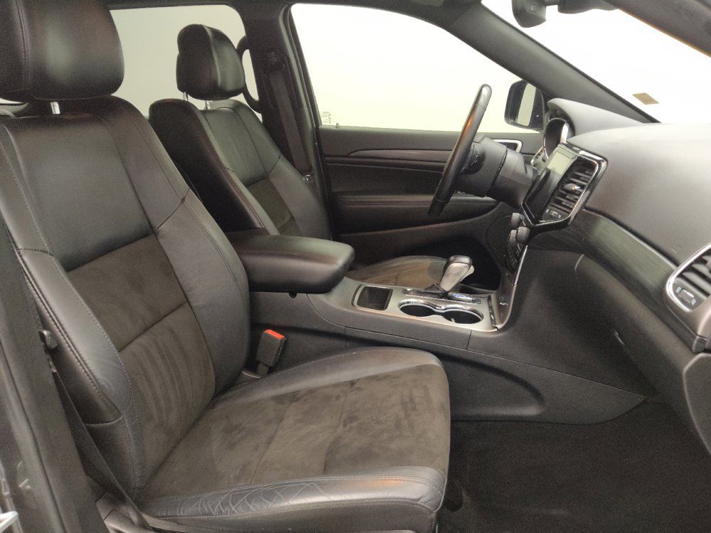 Used 2020 Jeep Grand Cherokee Altitude AWD/4WD image 21