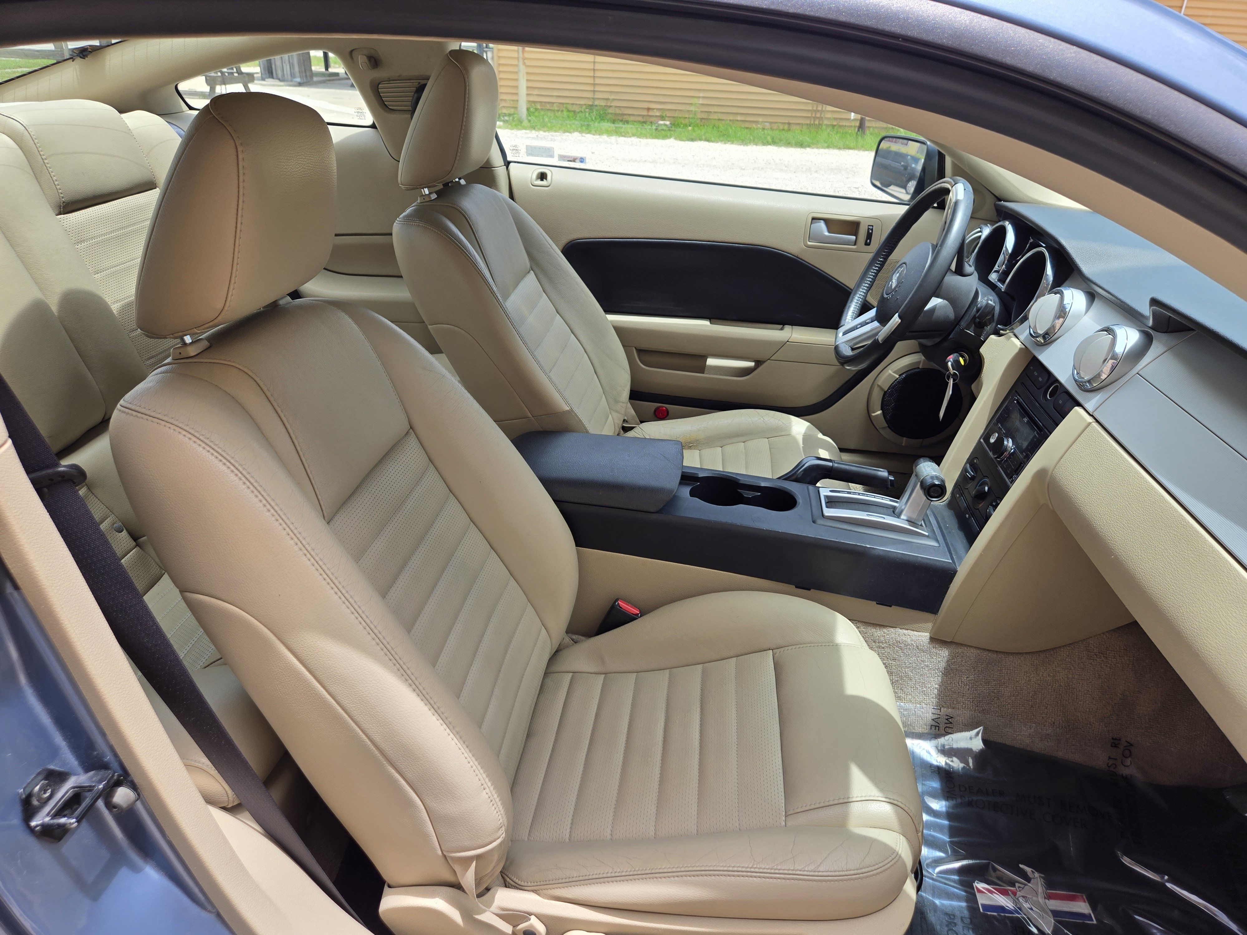 Used 2006 Ford Mustang GT RWD image 8