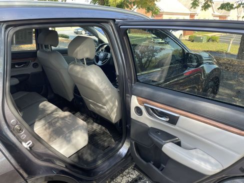 Certified 2021 Honda CR-V Touring image 14