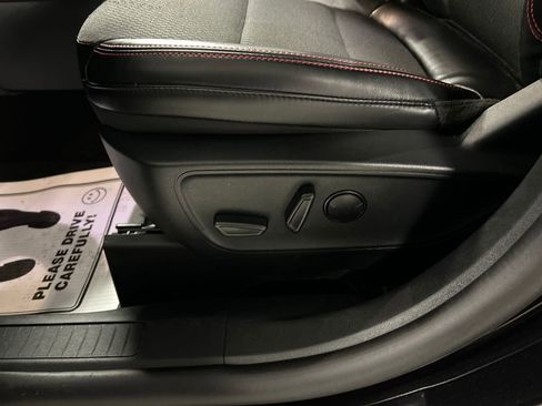 Used 2025 Ford Escape ST-Line image 12