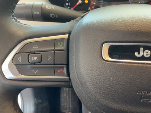 Used 2023 Jeep Compass Limited AWD/4WD image 19