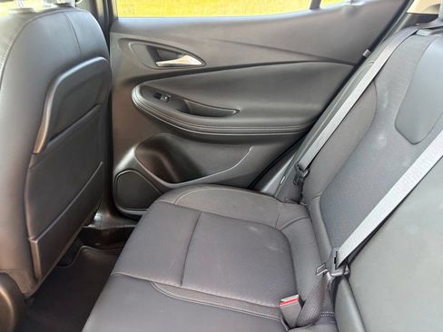 Used 2023 Buick Encore GX Select w/ Sport Touring Package FWD image 41