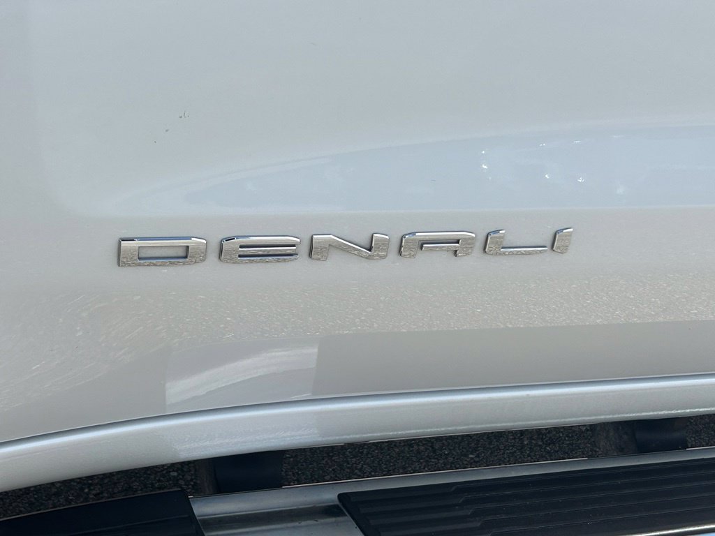 Used 2021 GMC Sierra 1500 Denali AWD/4WD image 18
