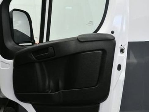 Used 2023 RAM ProMaster 2500 image 9