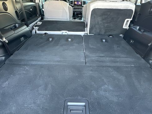 Used 2017 Honda Pilot EX image 16