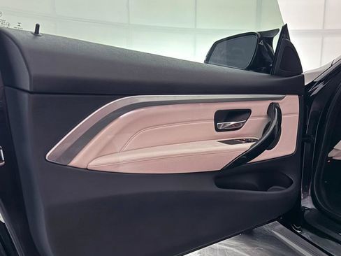 Used 2019 BMW 430i xDrive Coupe w/ M Sport Package AWD/4WD image 16