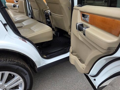 Used 2012 Land Rover LR4 HSE AWD/4WD image 40