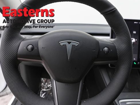 Used 2023 Tesla Model 3 Standard Range RWD image 10