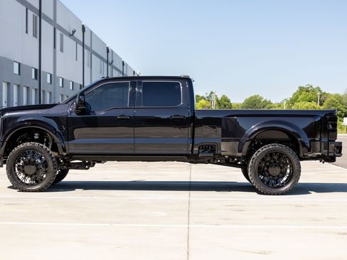 Used 2025 Ford F450 Platinum AWD/4WD image 25