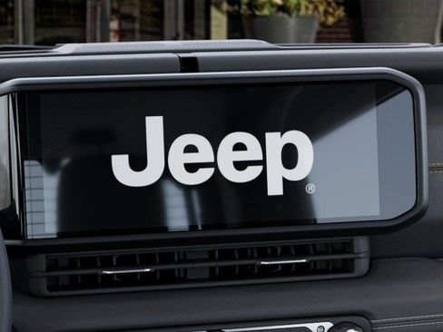 New 2026 Jeep Wrangler Unlimited Sahara AWD/4WD image 18