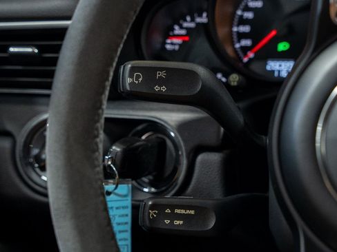 Used 2019 Porsche 911 Carrera GTS image 98