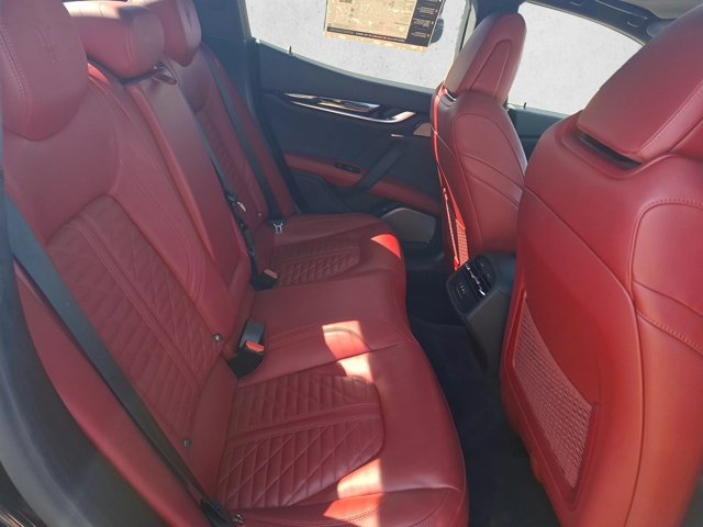 Used 2021 Maserati Ghibli S GranSport Q4 AWD/4WD image 18